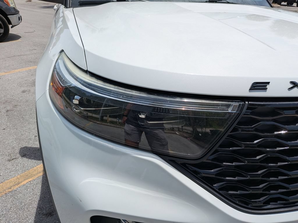 Certified 2021 Ford Explorer ST w/ Equipment Group 401A AWD/4WD image 9