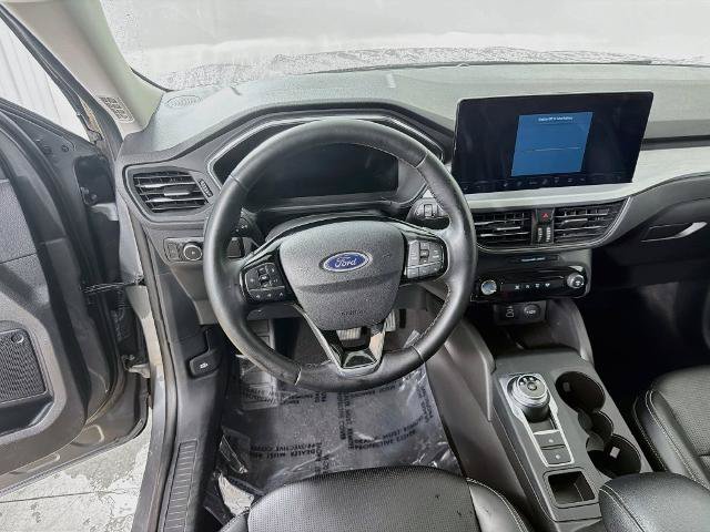 Certified 2025 Ford Escape Platinum AWD/4WD image 22