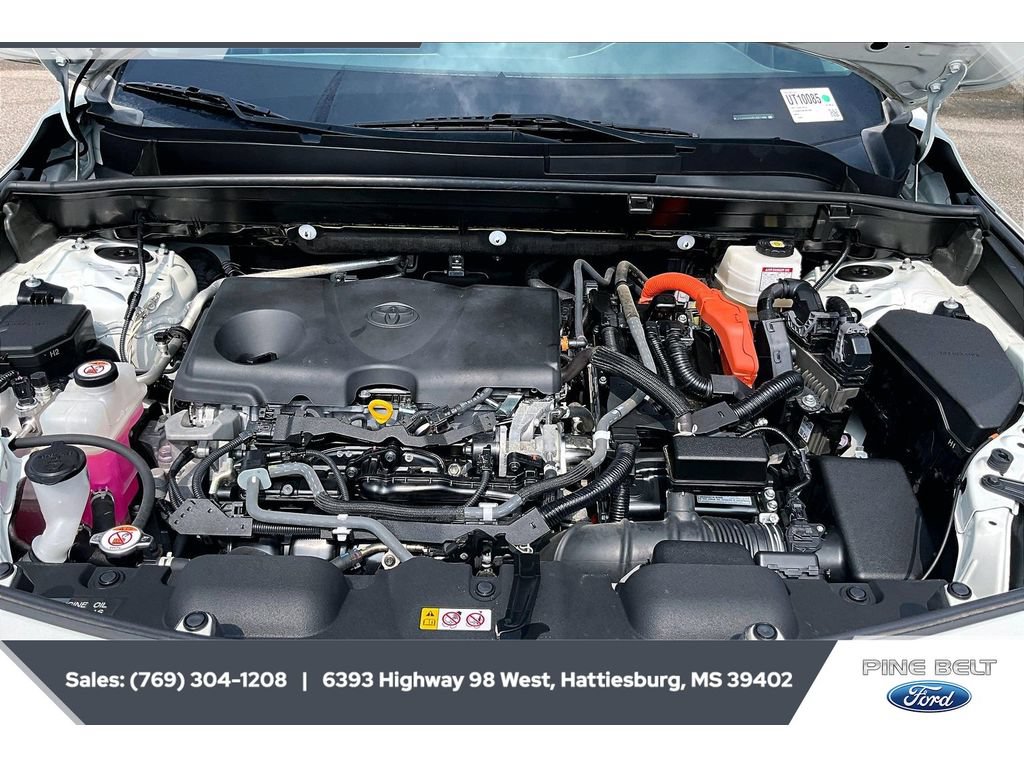 Used 2021 Toyota Venza LE AWD/4WD image 8