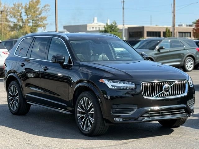 Used 2022 Volvo XC90 T6 Momentum w/ Climate Package image 11