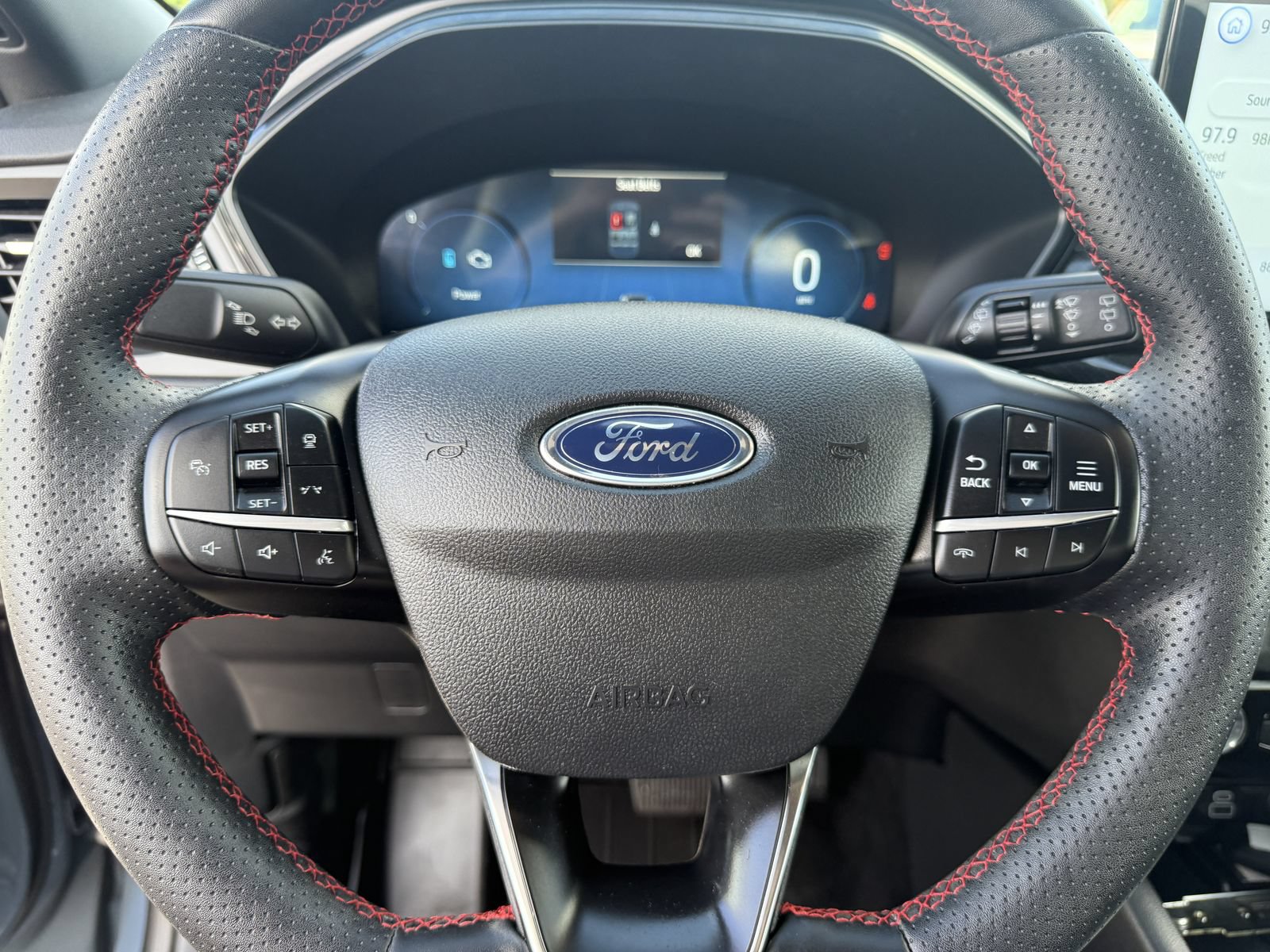 Certified 2025 Ford Escape ST-Line Select w/ Tech Pack #2 AWD/4WD image 35