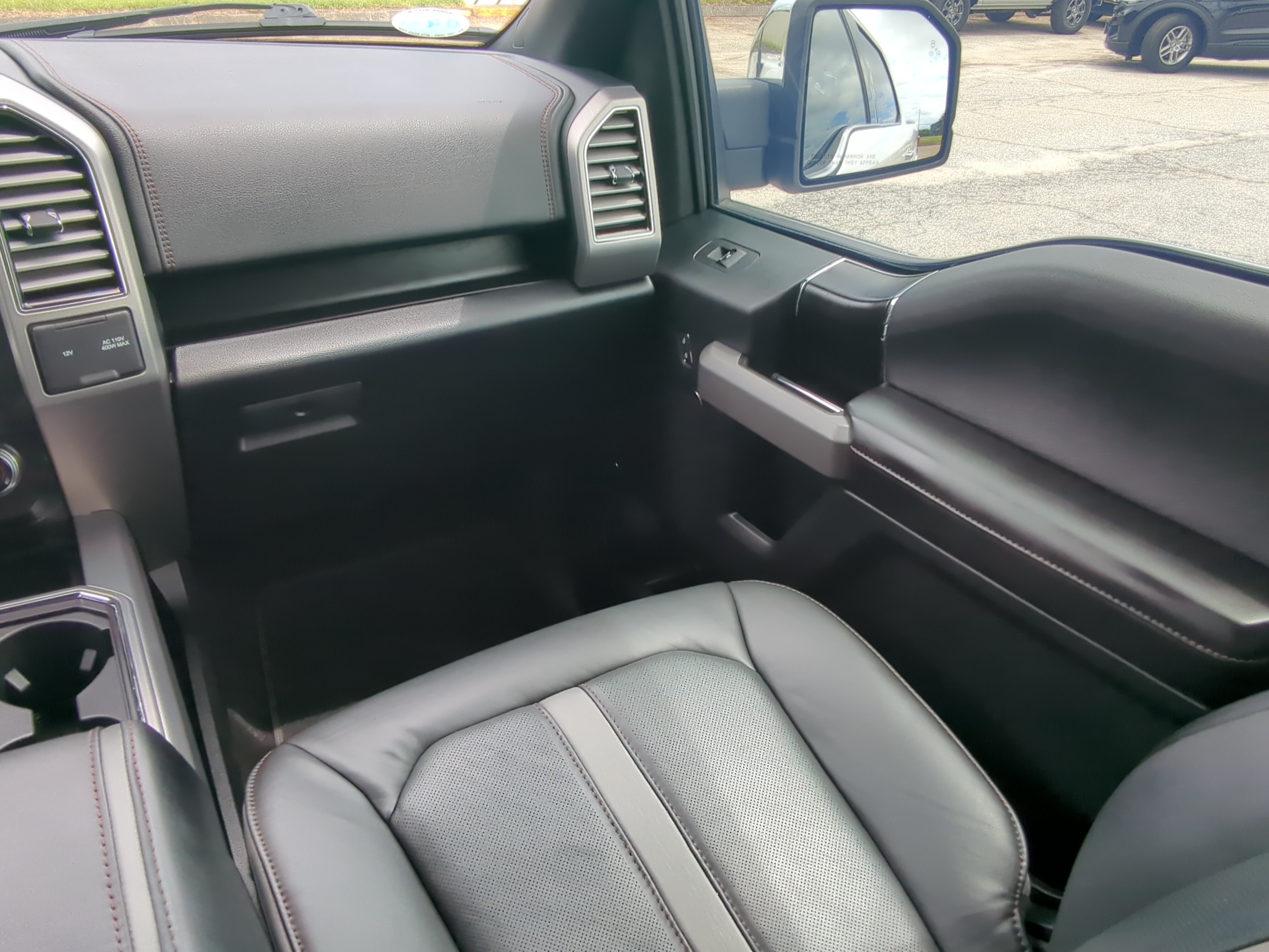 Certified 2019 Ford F150 Platinum w/ Equipment Group 701A Luxury AWD/4WD image 15