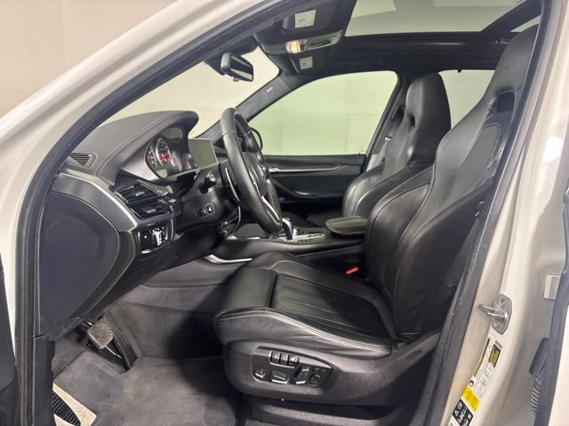 Used 2017 BMW X5 M AWD/4WD image 9
