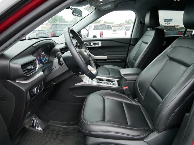Certified 2023 Ford Explorer XLT w/ Equipment Group 202A AWD/4WD image 7