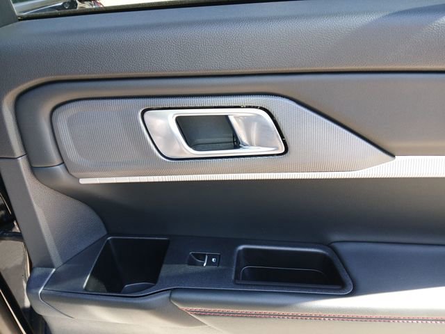 Certified 2025 Ford Explorer ST-Line AWD/4WD image 41