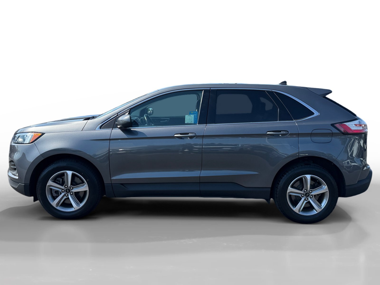 Certified 2023 Ford Edge SEL w/ Convenience Package AWD/4WD image 2
