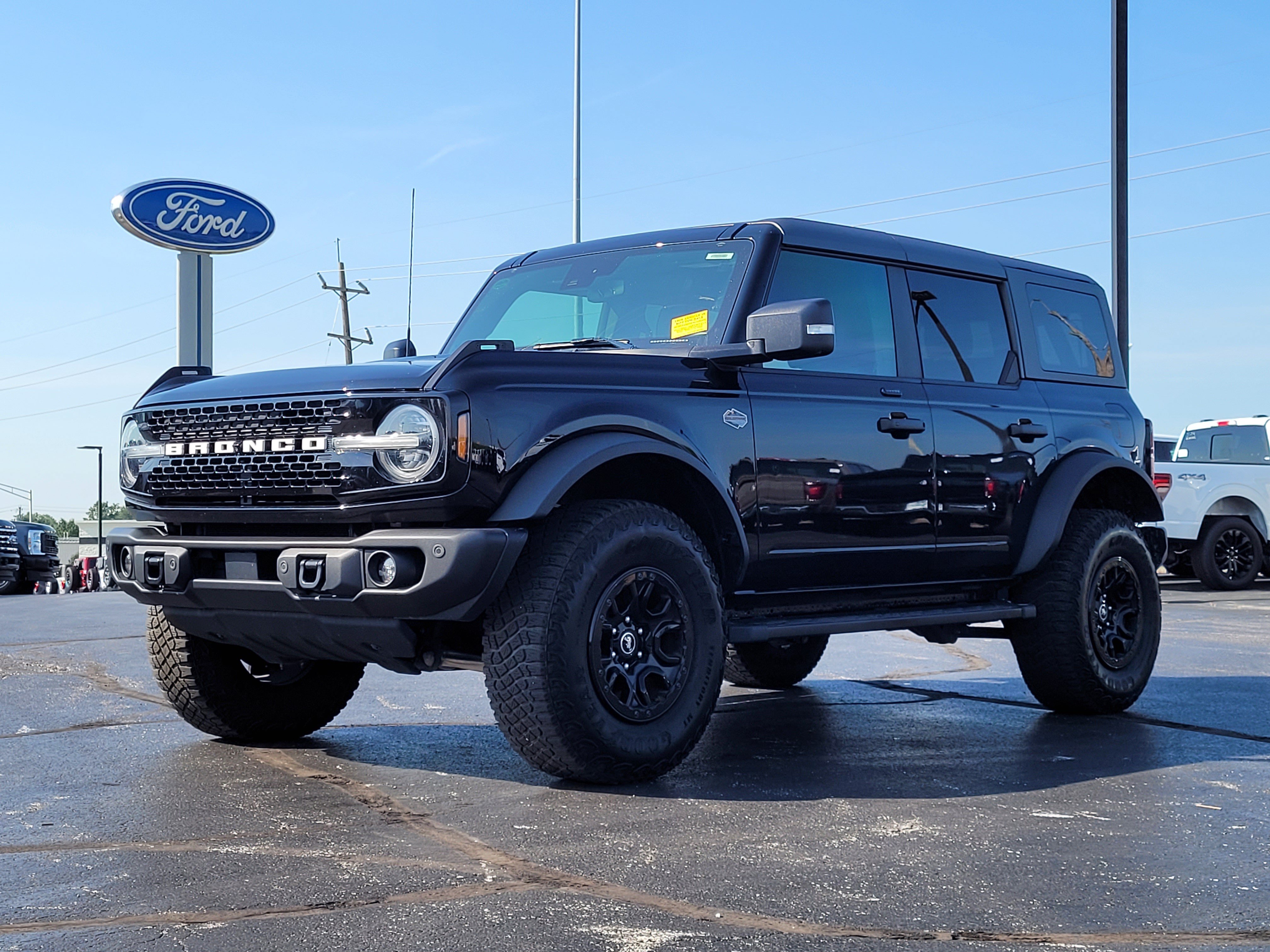 Certified 2023 Ford Bronco Wildtrak AWD/4WD image 8