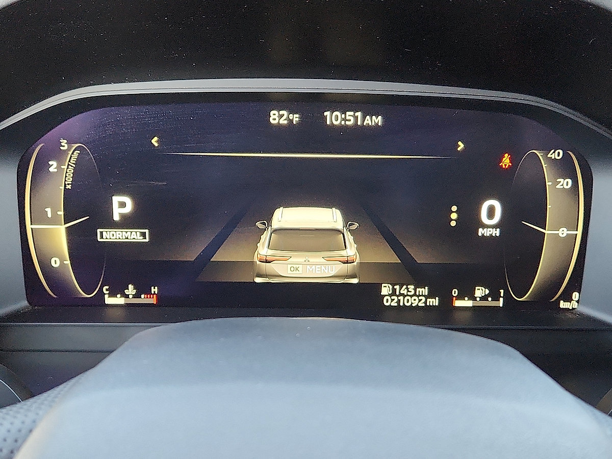 Used 2025 Mitsubishi Outlander SEL FWD image 28