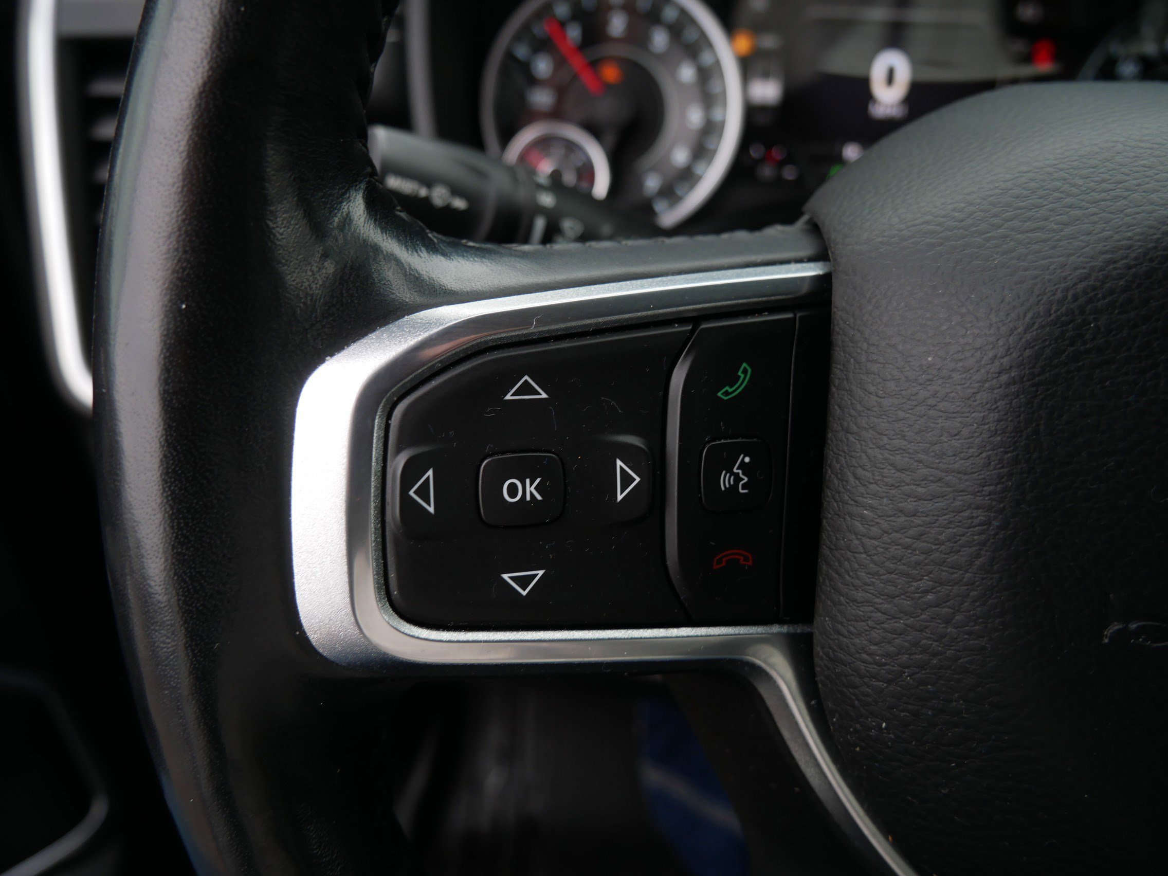 Used 2020 RAM 1500 Laramie w/ Sport Appearance Package image 28