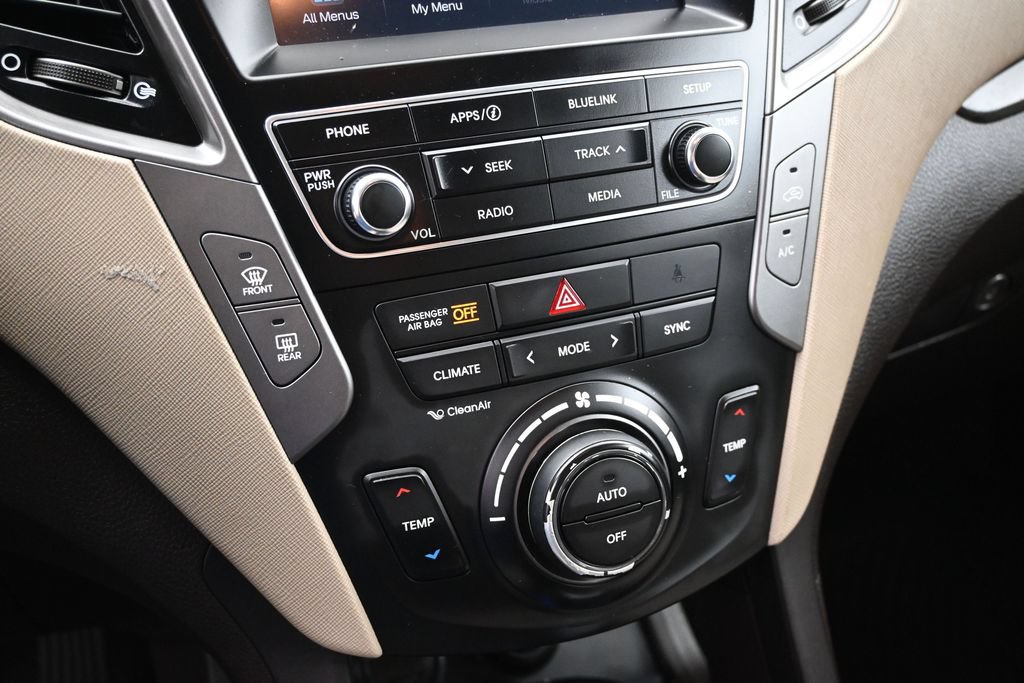 Used 2017 Hyundai Santa Fe Sport w/ 2.4L Value Package 06 FWD image 17
