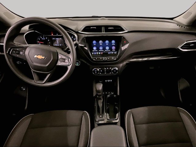 Used 2021 Chevrolet TrailBlazer LT w/ Sun and Liftgate Package AWD/4WD image 14