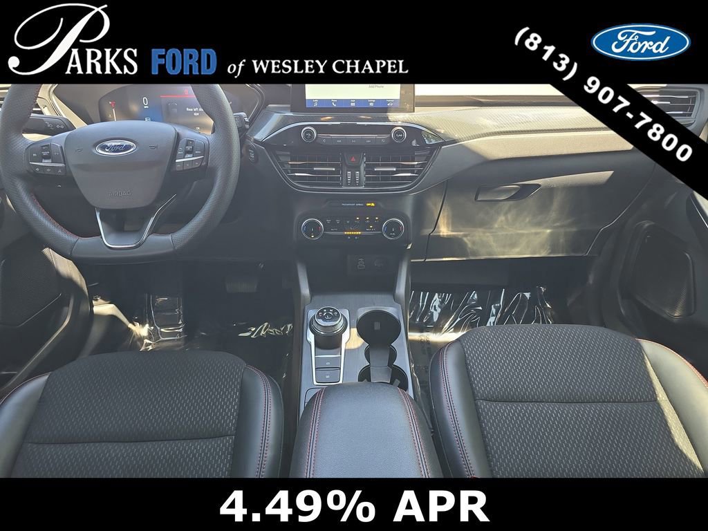 Certified 2025 Ford Escape ST-Line image 10