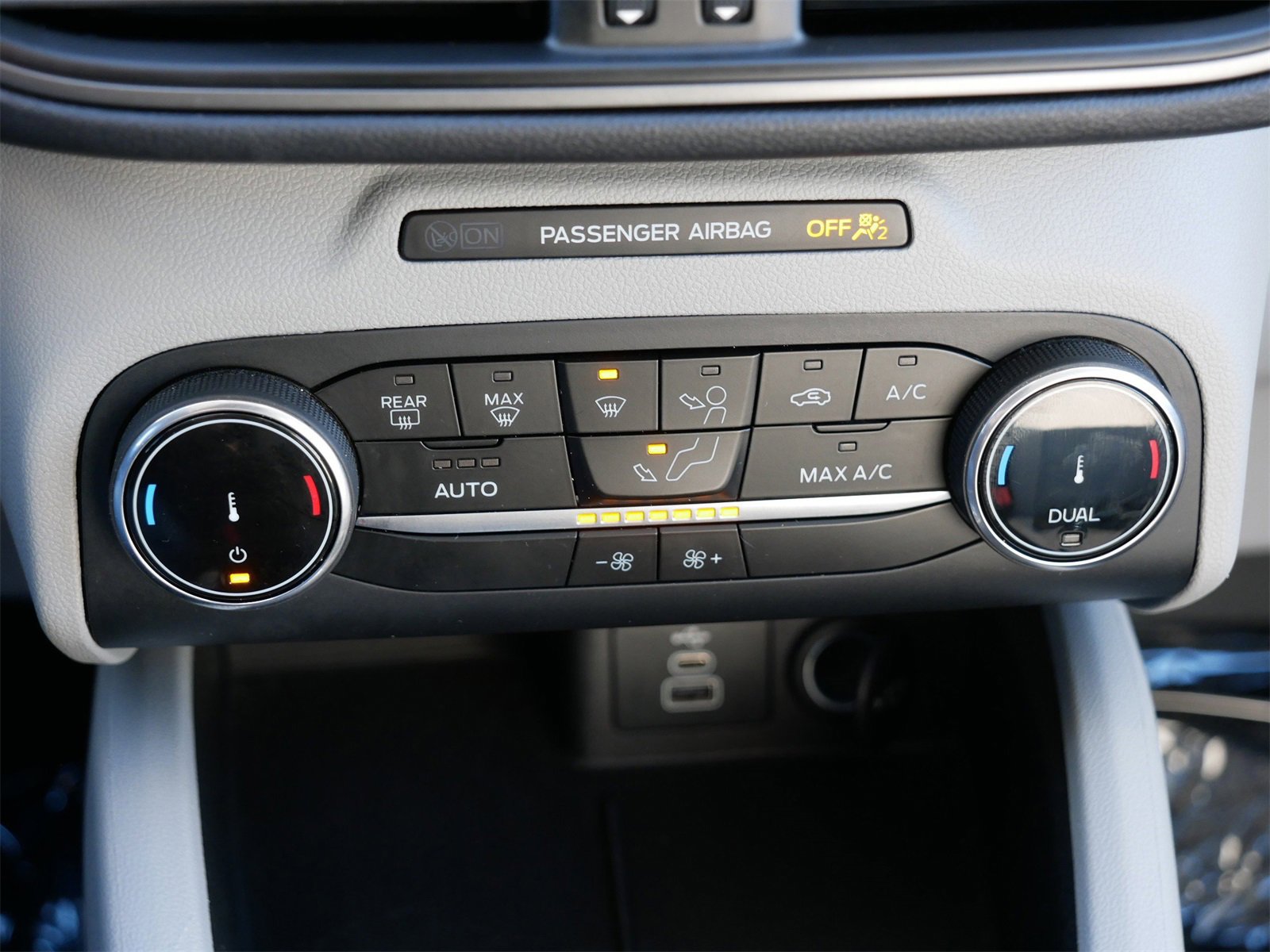 Certified 2025 Ford Escape Active image 22