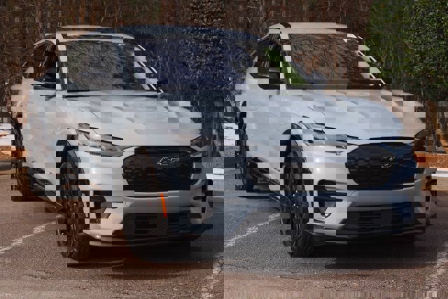 Certified 2025 Ford Mustang Mach-E Premium w/ Sport Appearance Package image 7