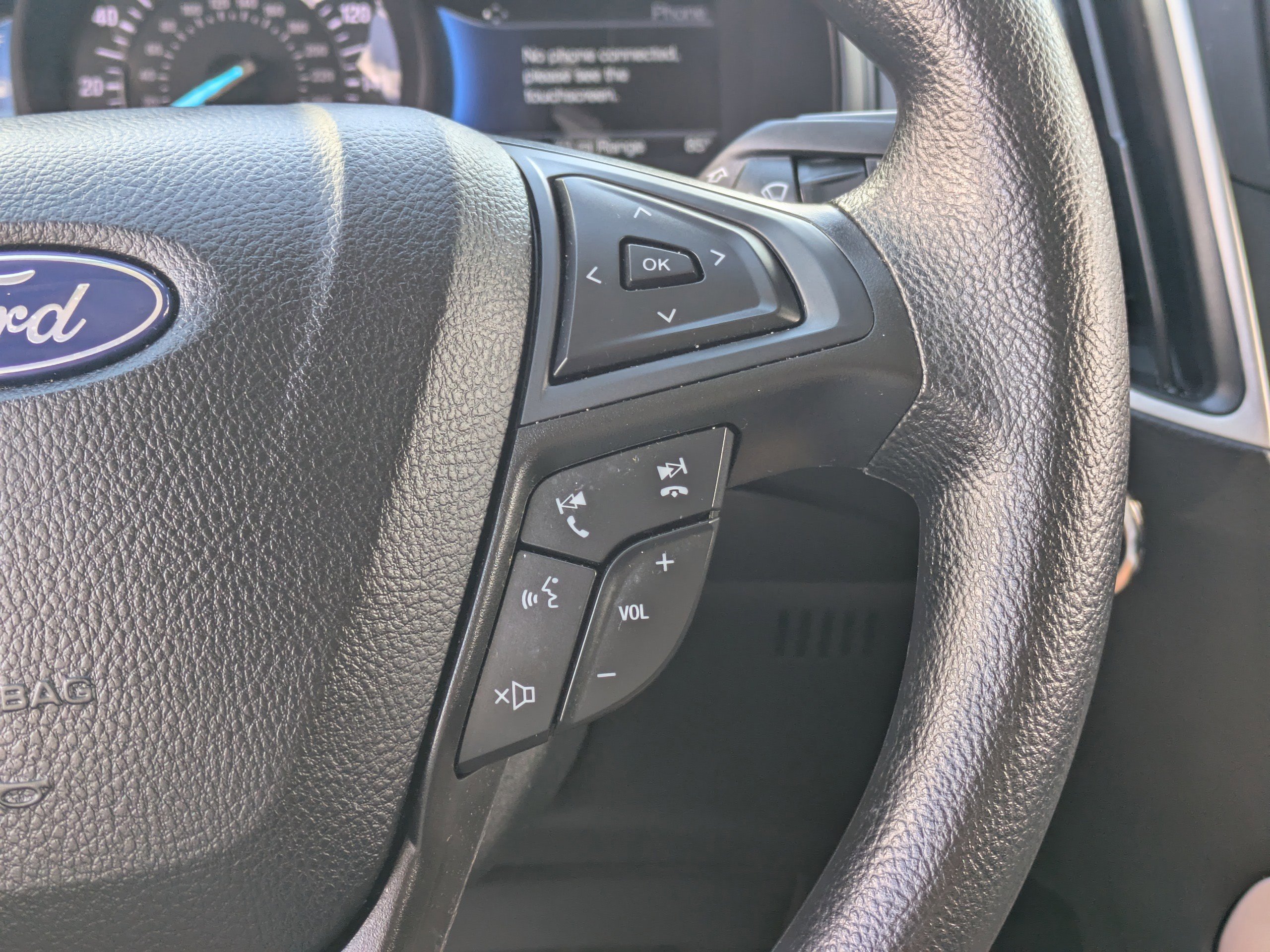 Certified 2023 Ford Edge SE w/ Black Appearance Package image 17