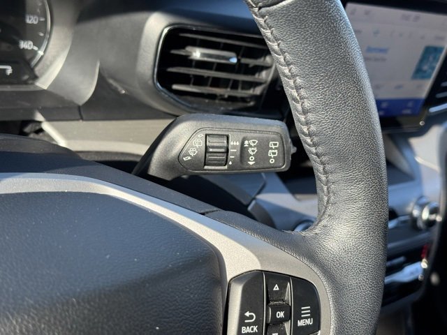 Certified 2022 Ford Explorer XLT w/ Equipment Group 202A image 35