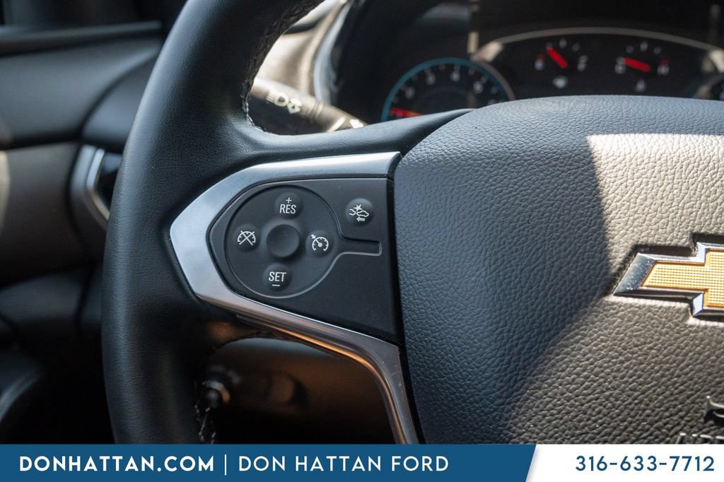 Used 2023 Chevrolet Traverse LT AWD/4WD image 13