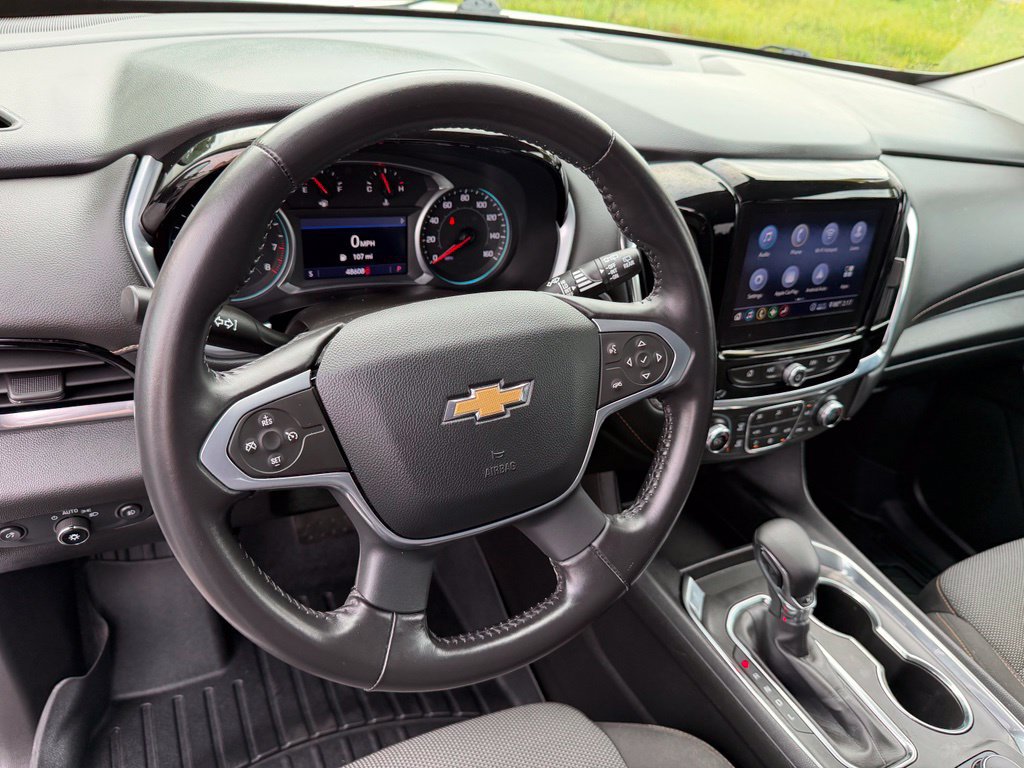 Used 2021 Chevrolet Traverse LT FWD image 31