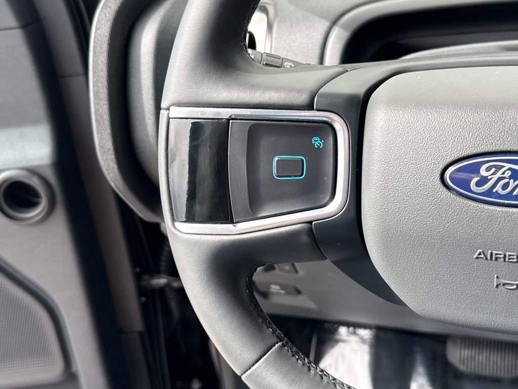 Certified 2025 Ford Expedition Active RWD image 15