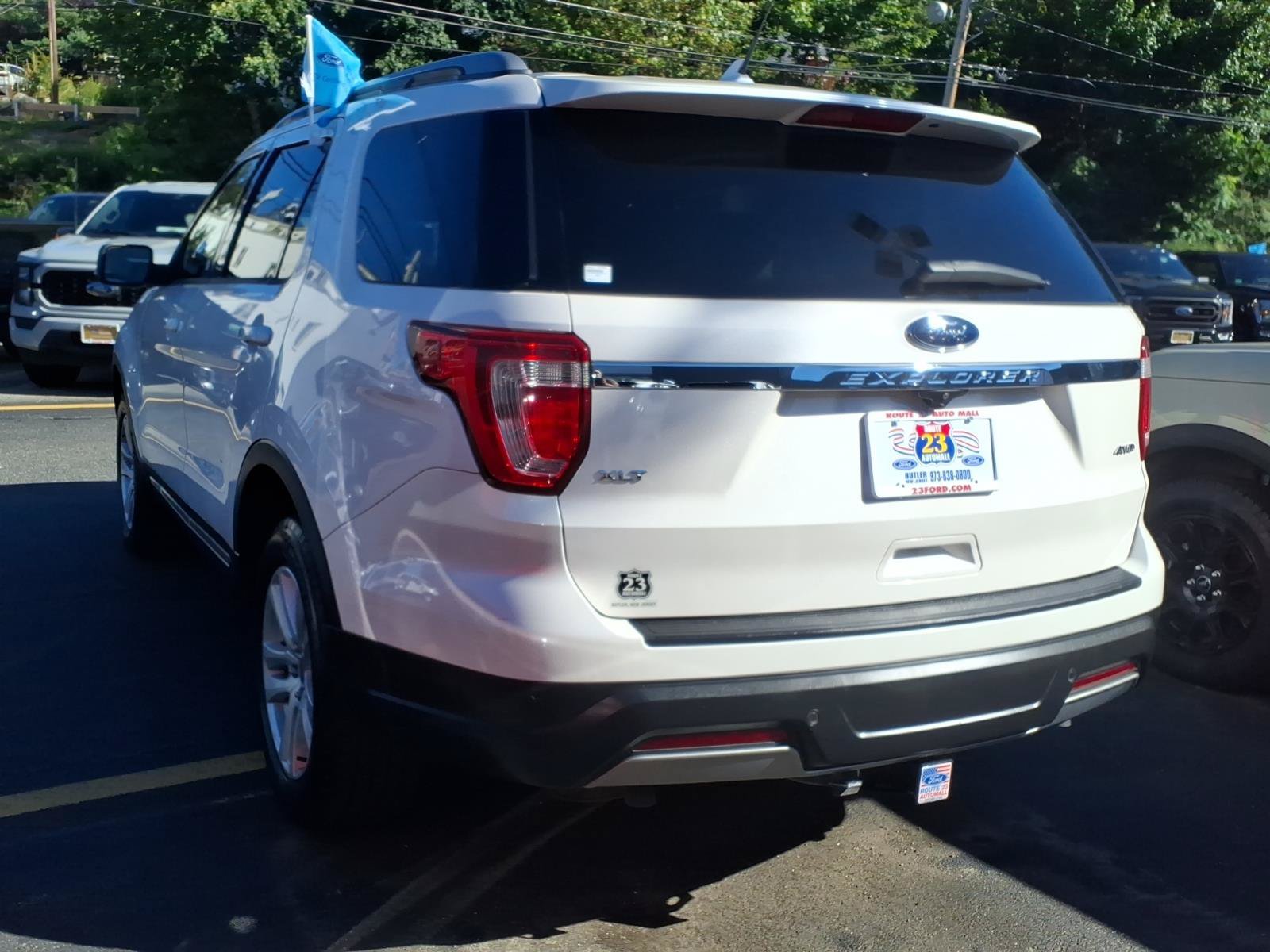 Certified 2019 Ford Explorer XLT w/ Equipment Group 202A AWD/4WD image 6