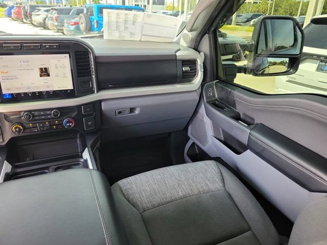 Certified 2023 Ford F250 XLT w/ Black Appearance Package AWD/4WD image 21