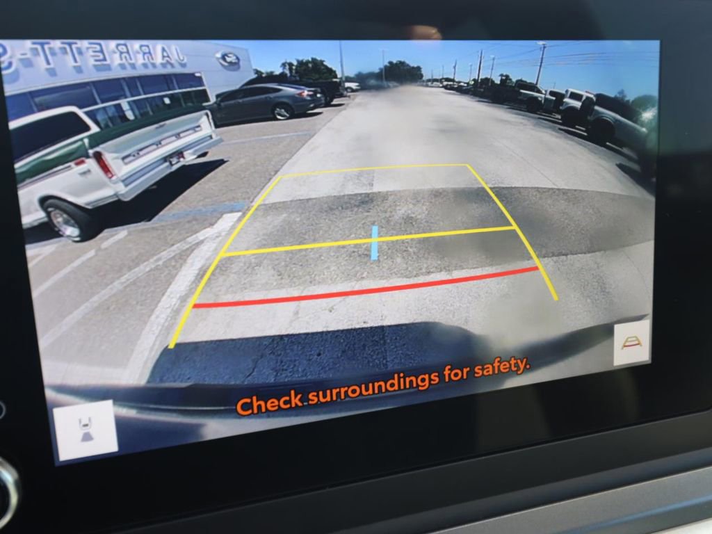 Used 2024 Toyota Tacoma SR5 w/ SR5 Upgrade Package AWD/4WD image 10