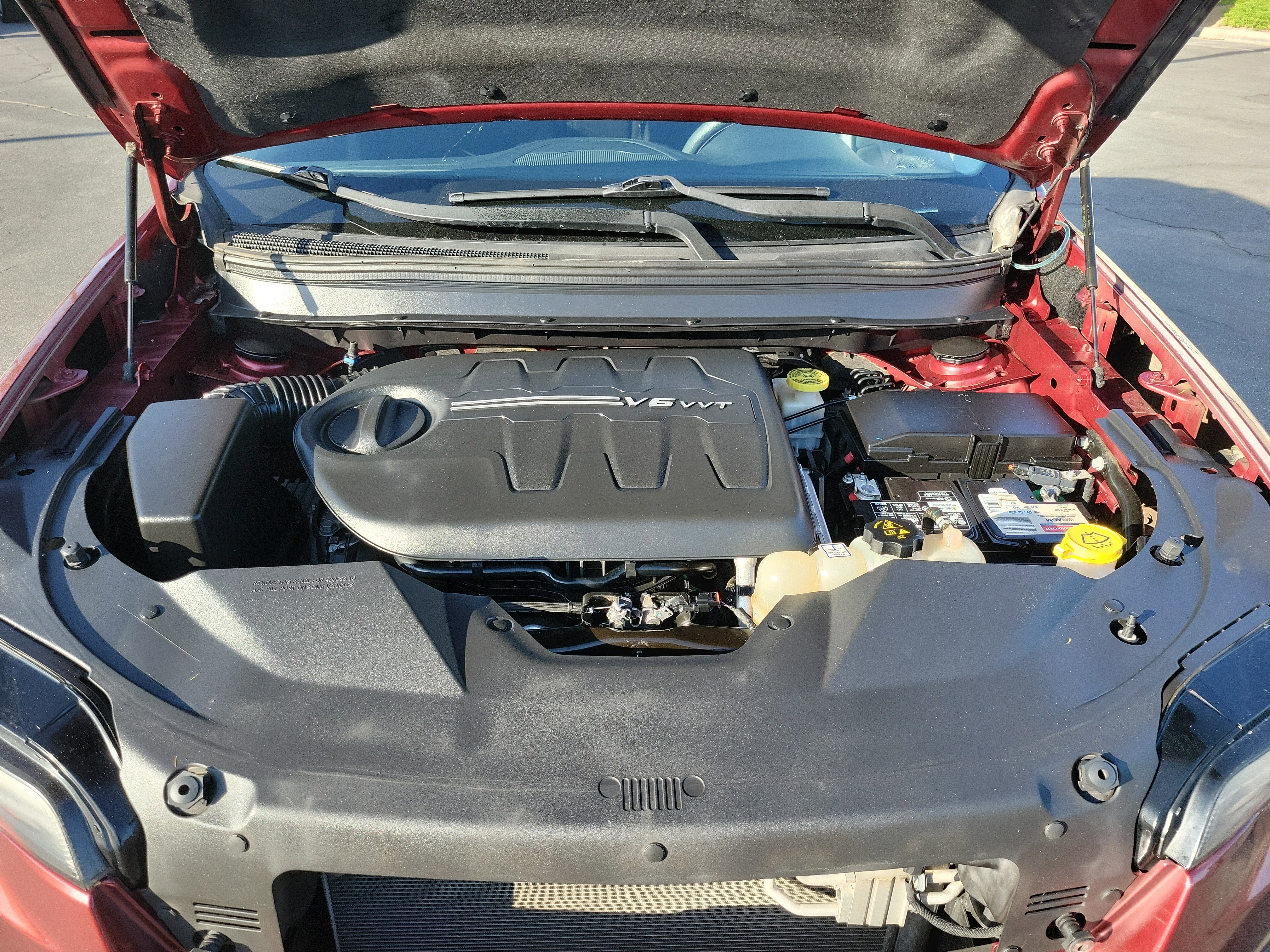 Used 2019 Jeep Cherokee Latitude w/ Popular Appearance Group image 16