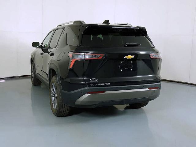 Used 2025 Chevrolet Equinox LT w/ Convenience Package II AWD/4WD image 5