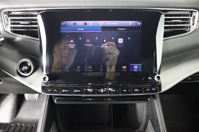 Used 2024 Jeep Wagoneer Series II AWD/4WD image 56