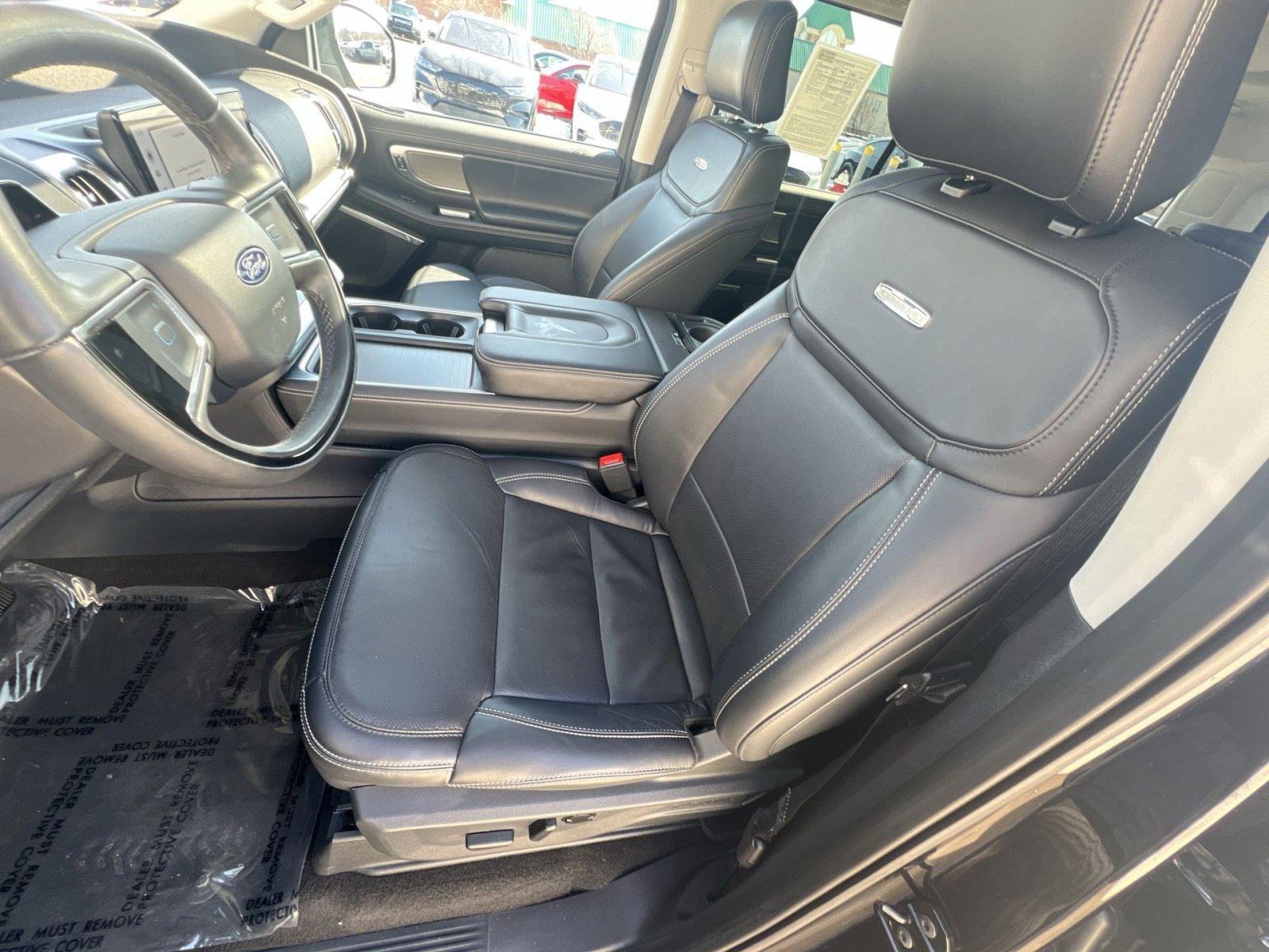 Certified 2025 Ford Expedition Platinum image 13