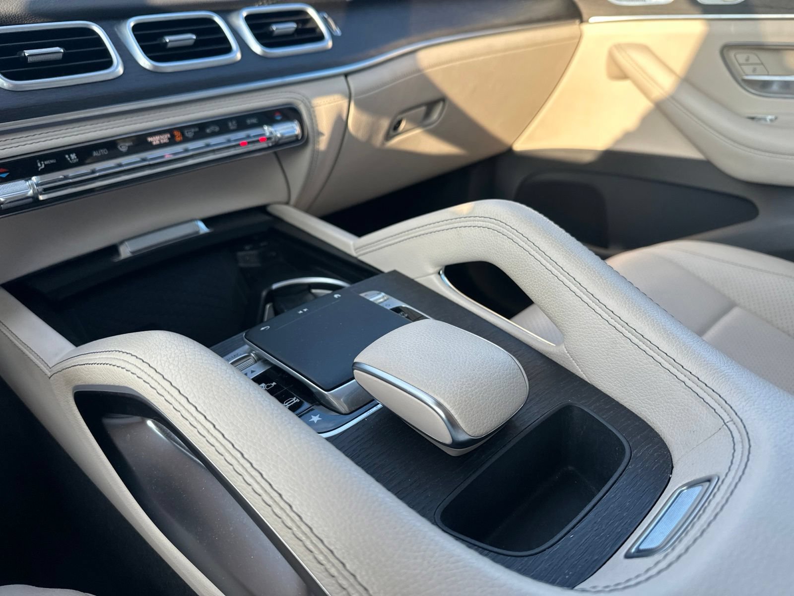 Used 2020 Mercedes-Benz GLE 450 4MATIC image 16