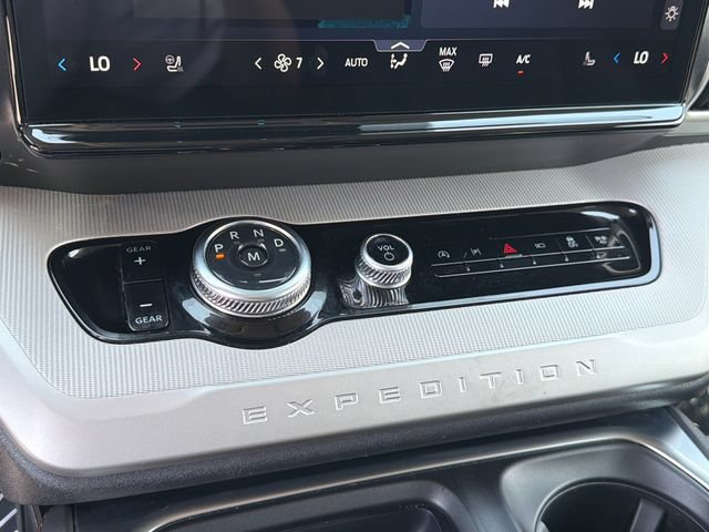 Certified 2025 Ford Expedition Max Active RWD image 35