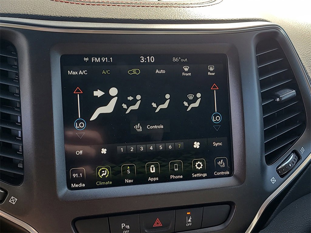 Used 2022 Jeep Cherokee Trailhawk w/ Sun, Sound & Nav Group image 24