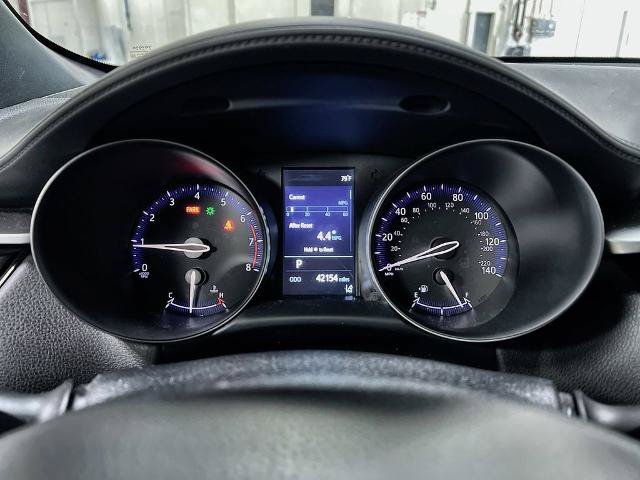 Used 2019 Toyota C-HR LE FWD image 16