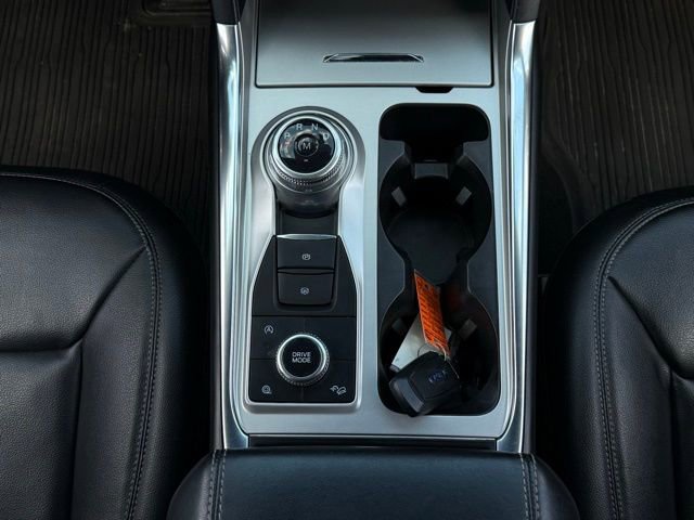 Certified 2020 Ford Explorer XLT w/ Equipment Group 202A image 33