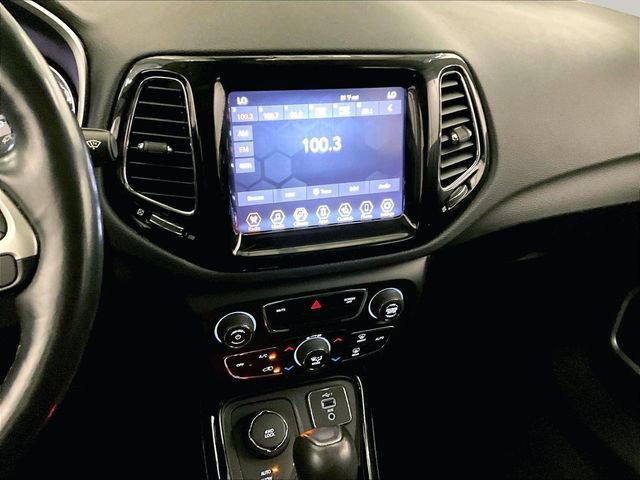 Used 2020 Jeep Compass Limited AWD/4WD image 6