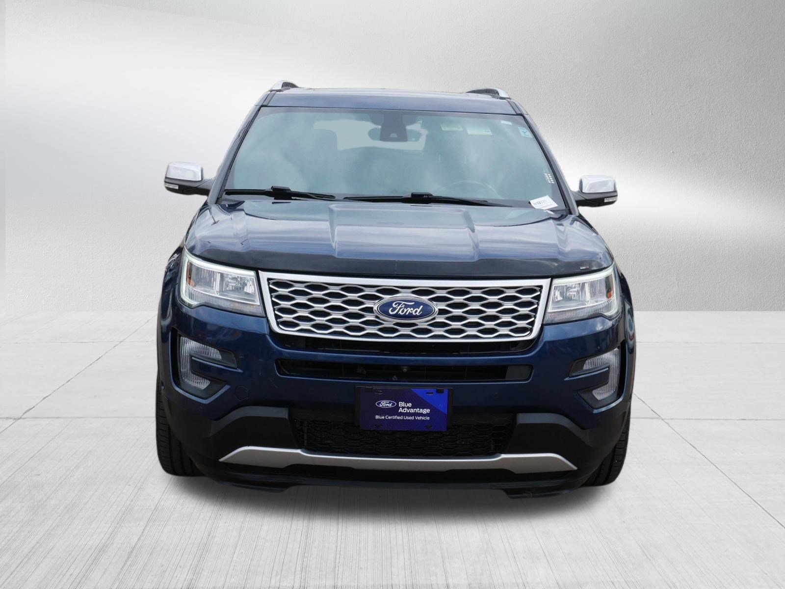 Certified 2017 Ford Explorer Platinum AWD/4WD image 2