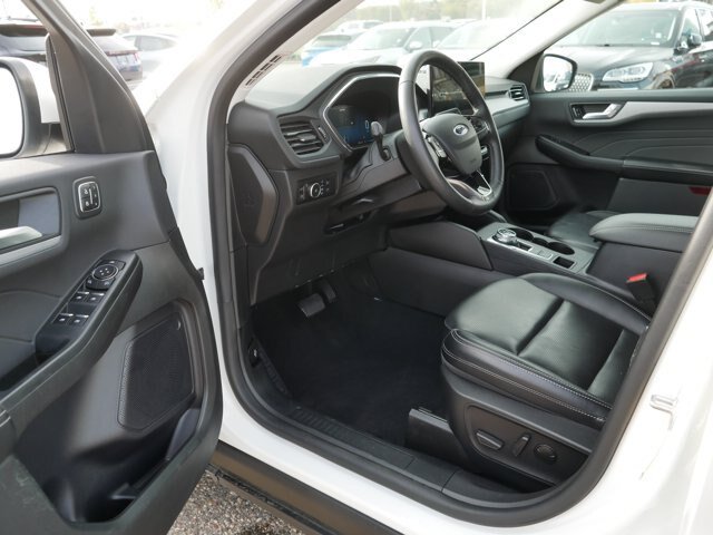 Certified 2023 Ford Escape Platinum AWD/4WD image 10