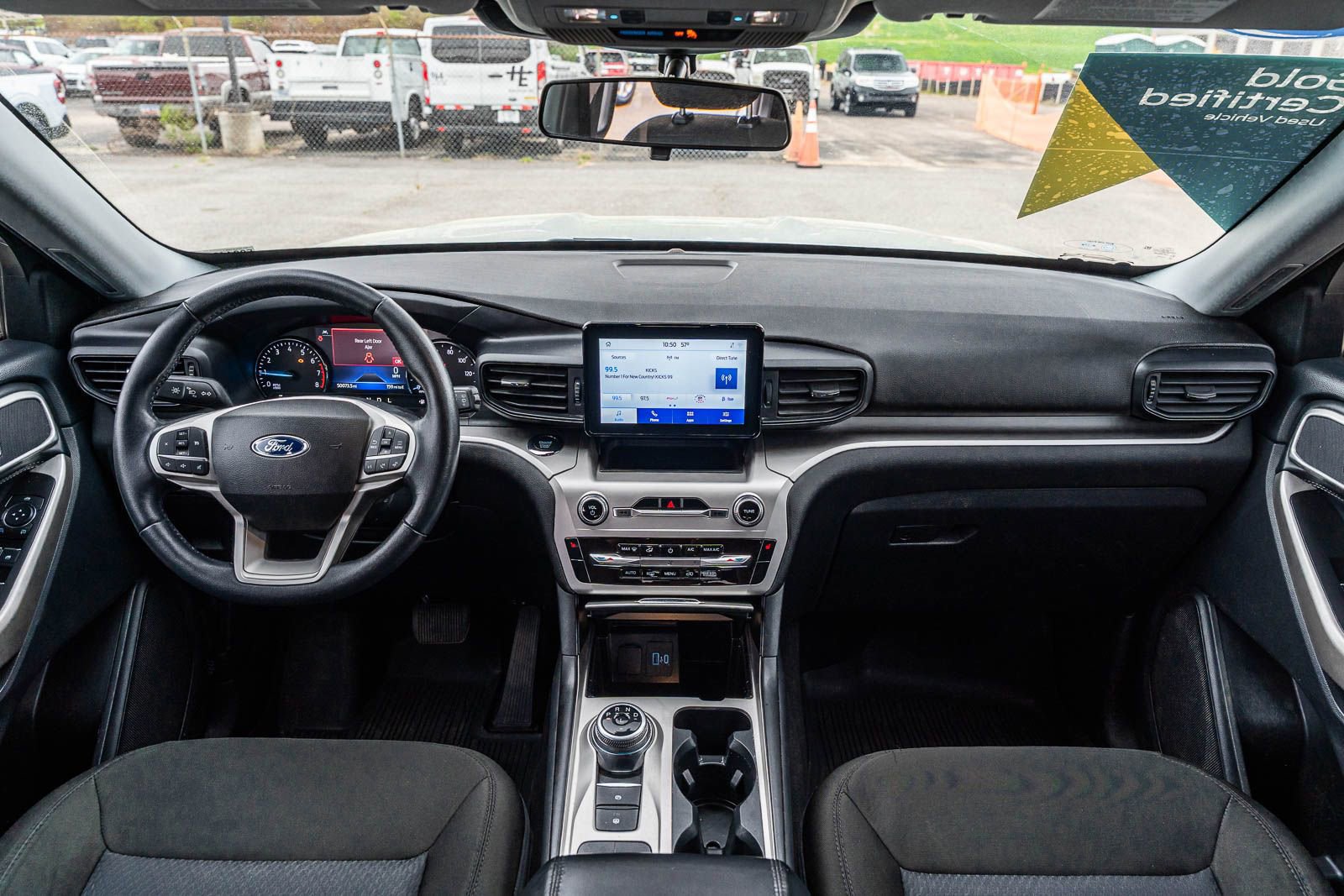 Certified 2022 Ford Explorer XLT image 25