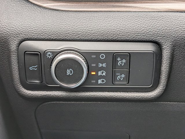 Certified 2023 Ford Explorer Limited w/ Equipment Group 301A image 19