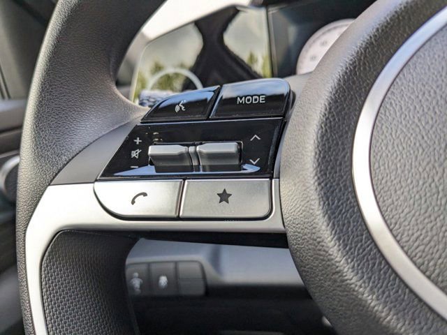 Used 2025 Hyundai Elantra Sport image 19