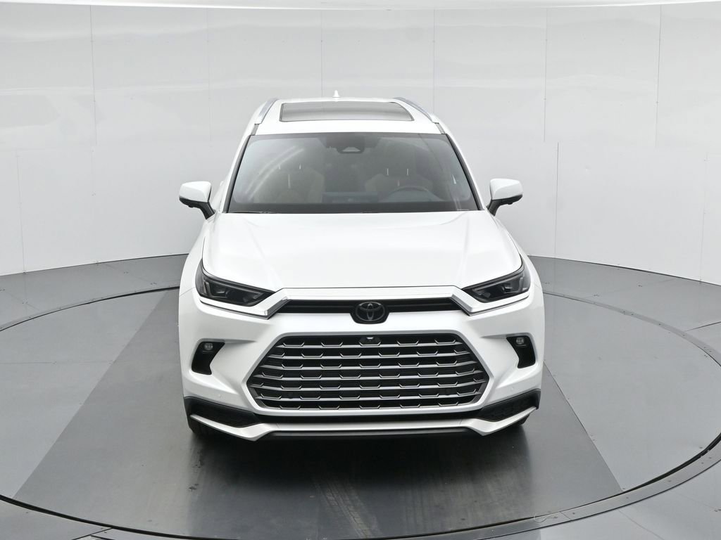 Used 2024 Toyota Grand Highlander AWD Hybrid image 41