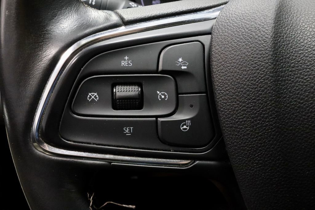 Used 2023 Buick Encore GX Essence w/ Experience Buick Package image 29