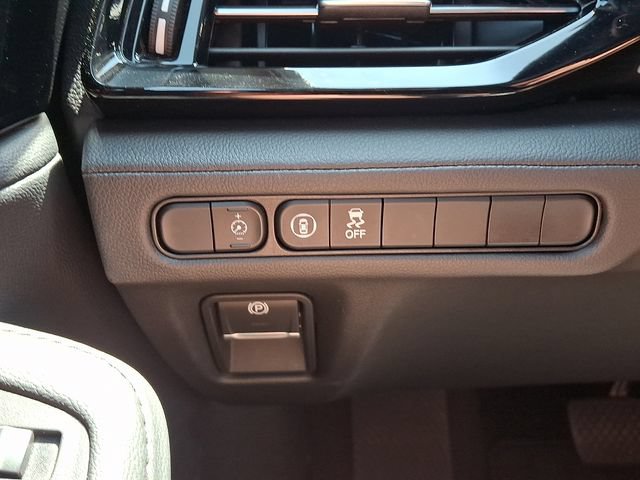 Used 2022 Acura MDX SH-AWD image 25