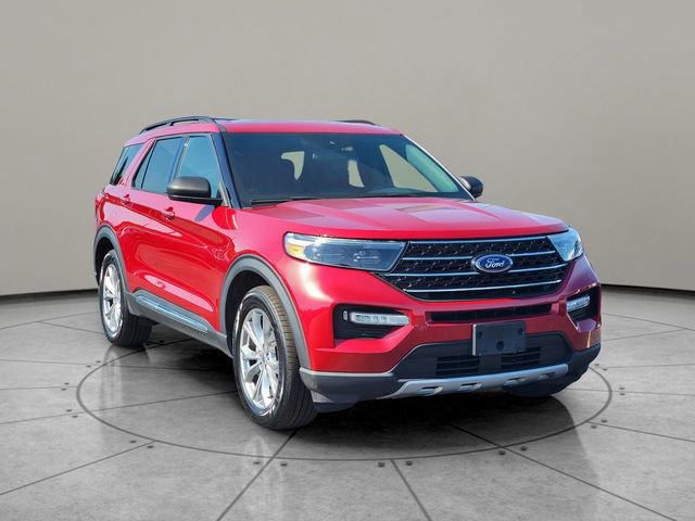 Certified 2020 Ford Explorer XLT w/ Equipment Group 202A AWD/4WD image 14