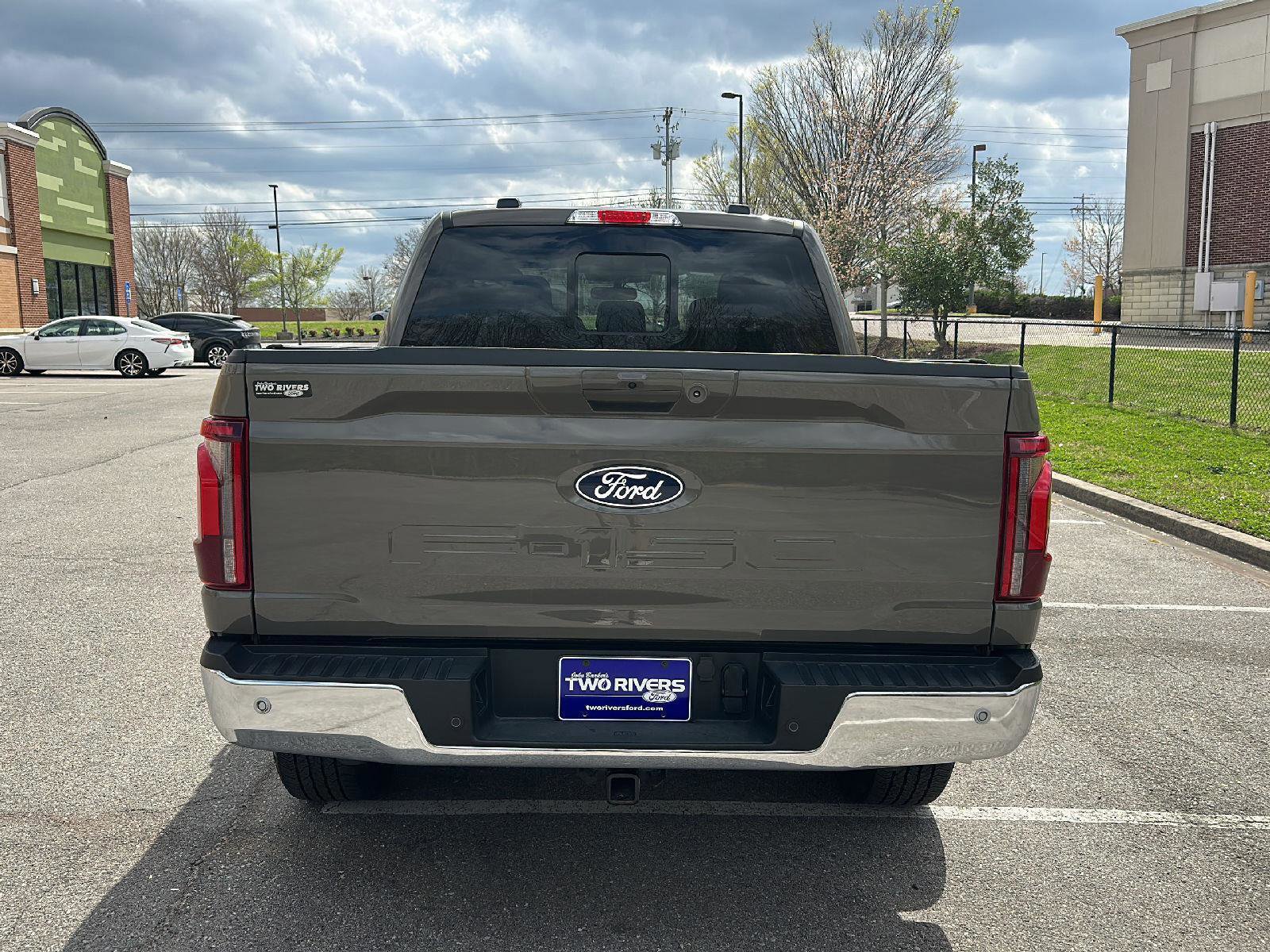 Certified 2025 Ford F150 Lariat w/ Equipment Group 501A Mid image 4