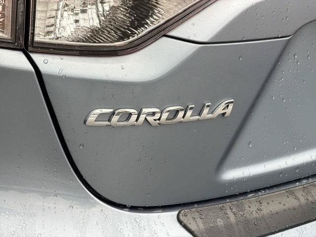 Used 2020 Toyota Corolla LE w/ Carpet Mat Package (TMS) FWD image 13