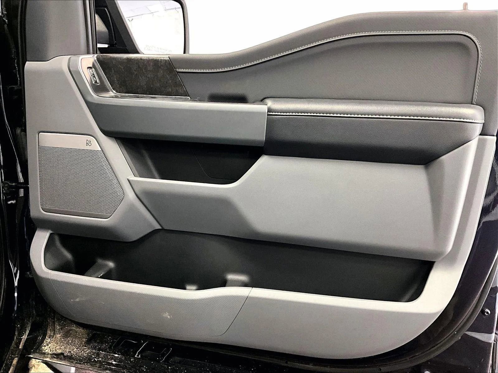 Certified 2023 Ford F150 XLT w/ Equipment Group 302A High image 23