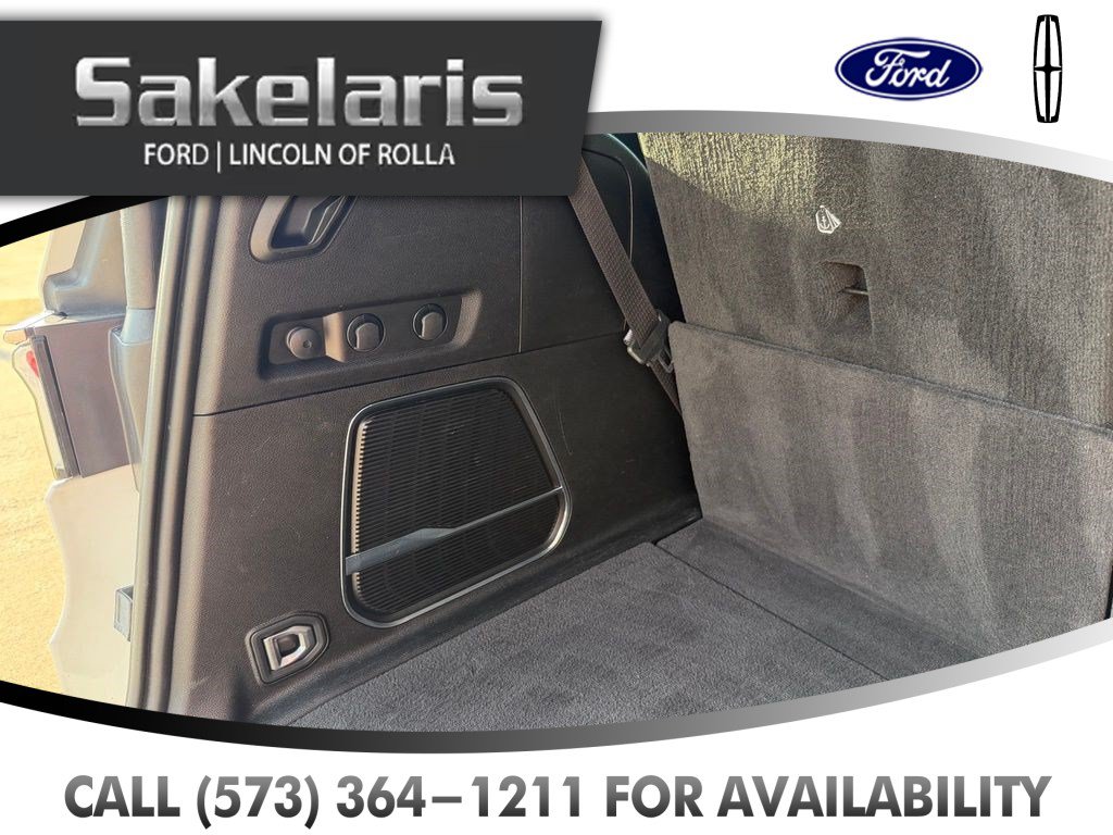 Used 2025 Jeep Wagoneer Series II w/ 8-Passenger Seating Package AWD/4WD image 43