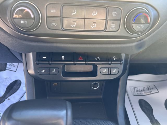 Used 2018 Chevrolet Colorado Z71 image 33